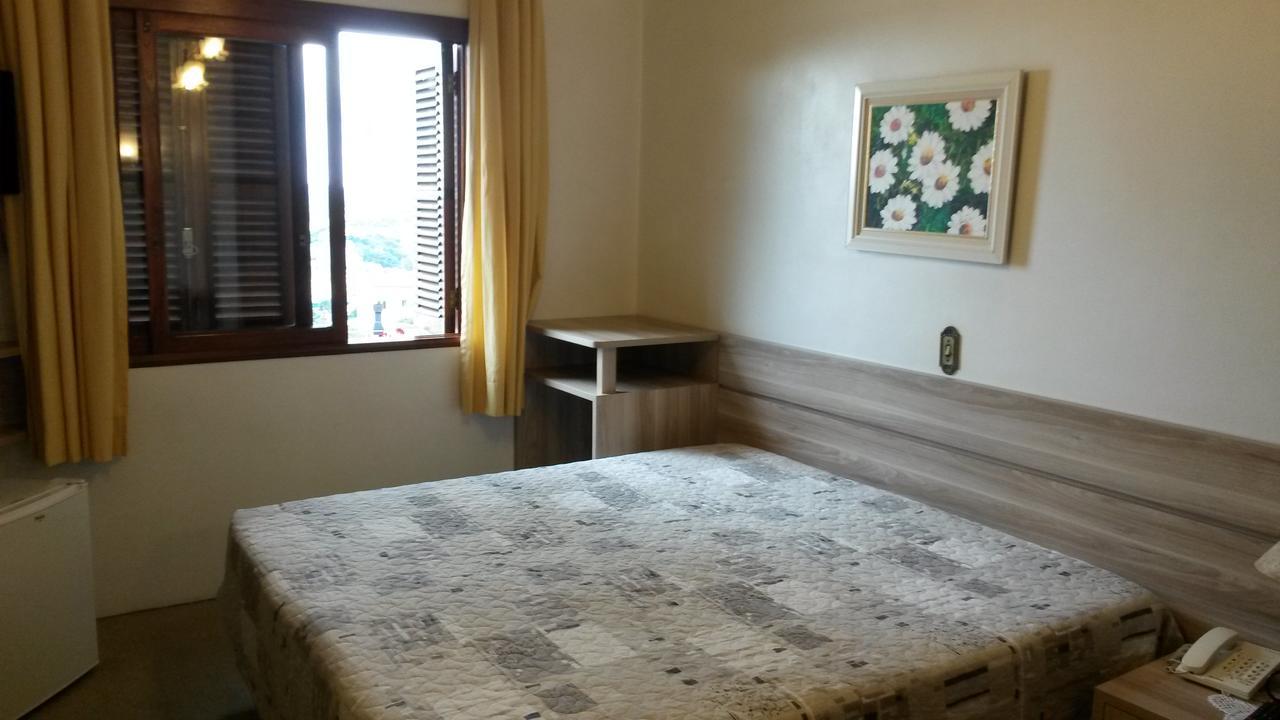 Hotel San Carlos Carlos Barbosa Kültér fotó