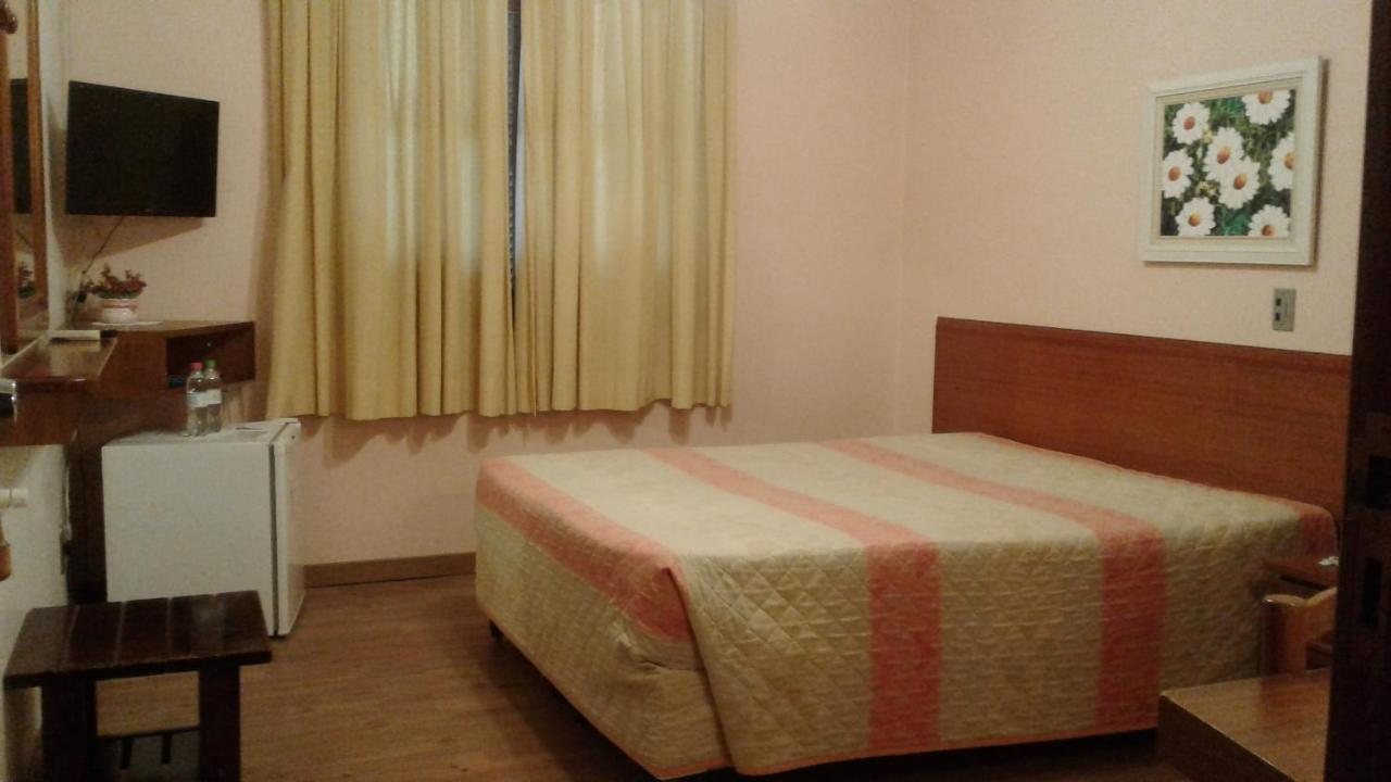 Hotel San Carlos Carlos Barbosa Kültér fotó